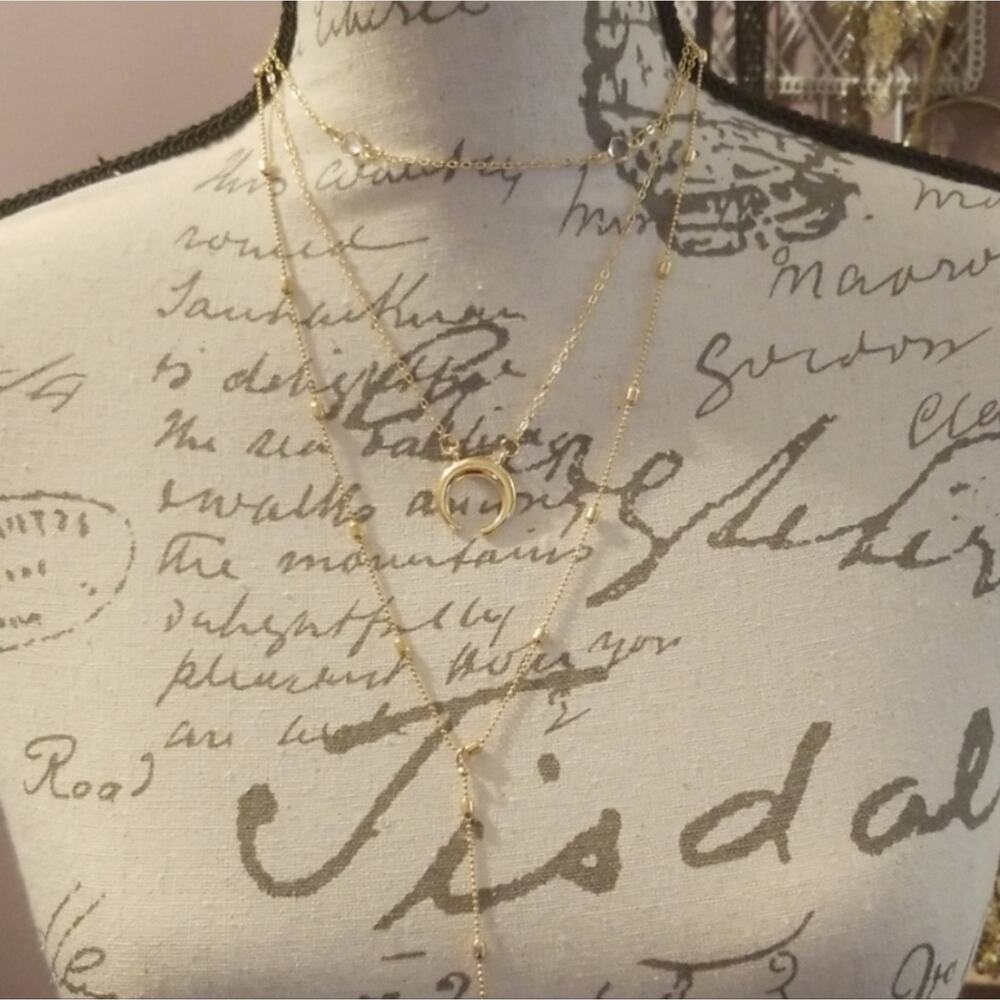 *Naomi* Layered Chain Necklace - Picture 7 of 7